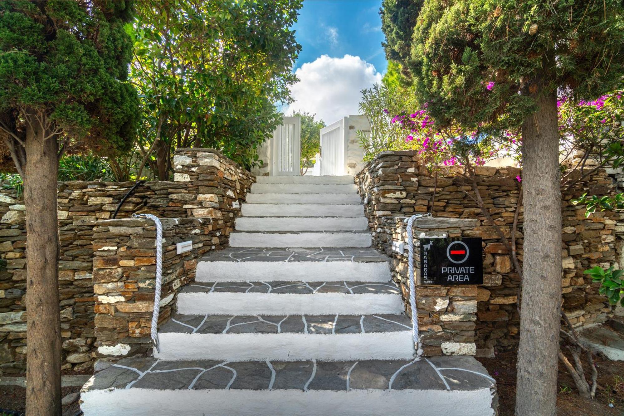 Rabagas Suites Luxury - In The Heart Of Sifnos Apollonia  Exterior photo